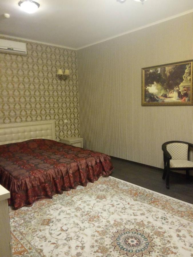 Готель Дежавю Berdychiv Exterior foto